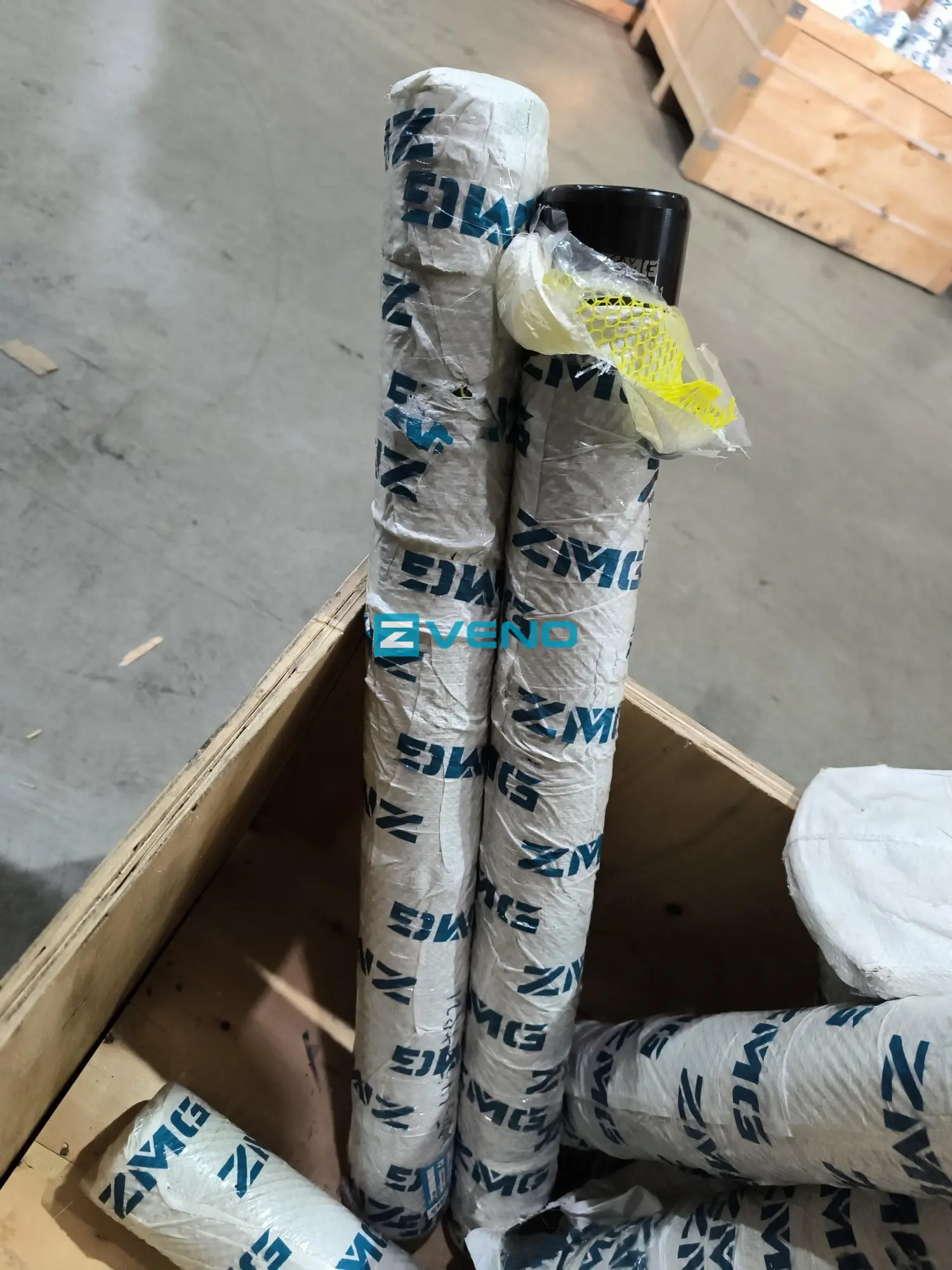 Купить Палец HITACHI ZX230, ZX240-3 ковш - трапеция 3088754